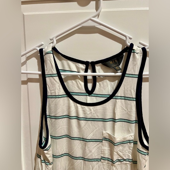 Tank top - Picture 4 of 7